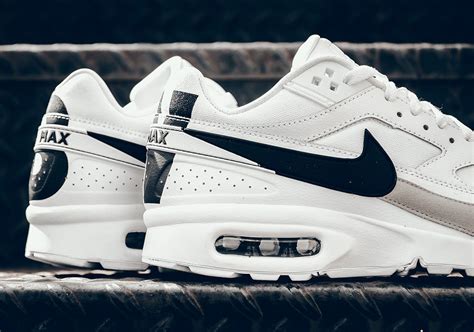 nike air max bw zwart wit|Nike Air Max bw 2022.